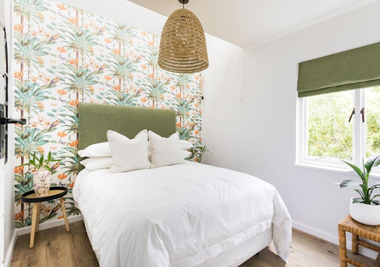 Plett Holiday Stay With Hut Tub ,Pizza Oven And Views بليتنبيرغ باي المظهر الخارجي الصورة